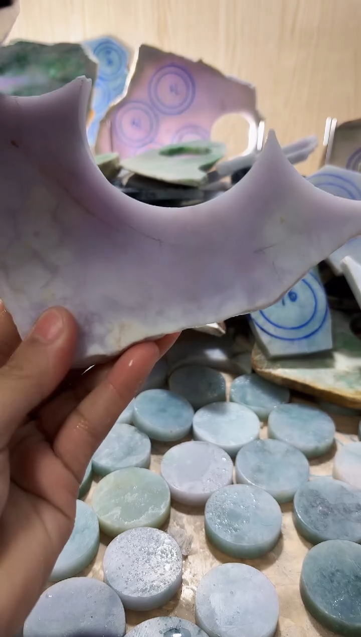 【闪购商品】翡翠颈饰未镶嵌A货闯文2478