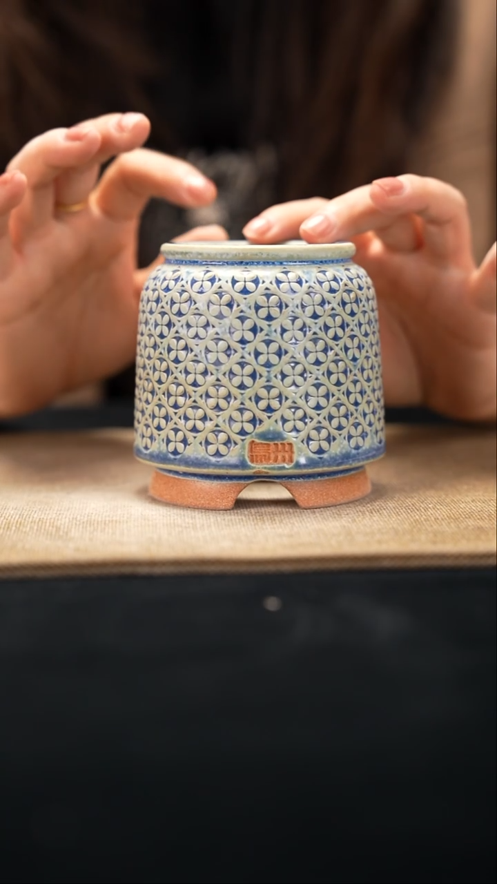 11-5-032花盆口径5.5瑕