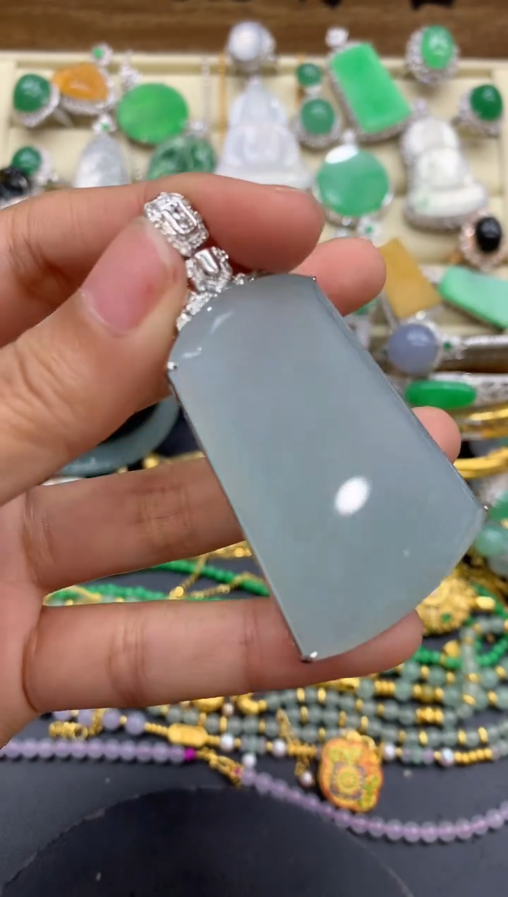 【闪购商品】翡翠颈饰18K金镶嵌384-中国好珍宝