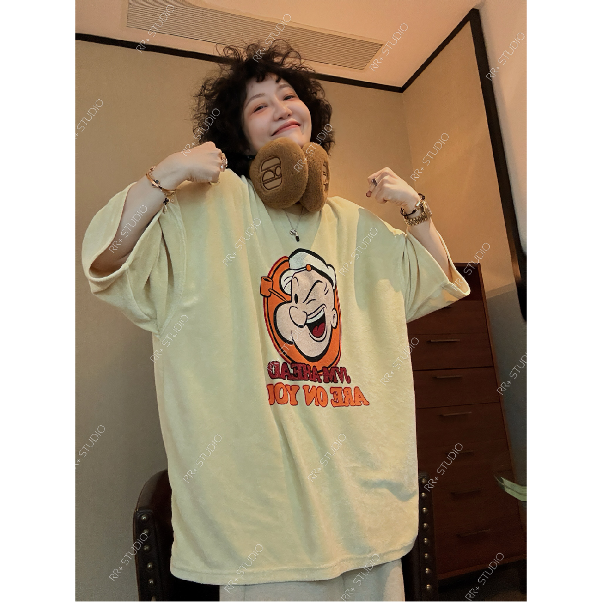 23081设计感卡通图案印花短袖T恤女秋冬百搭时髦减龄上衣