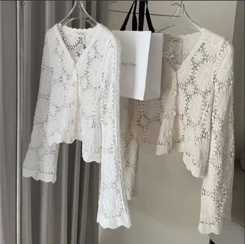 夏季时尚百搭蕾丝镂空上衣衬衫