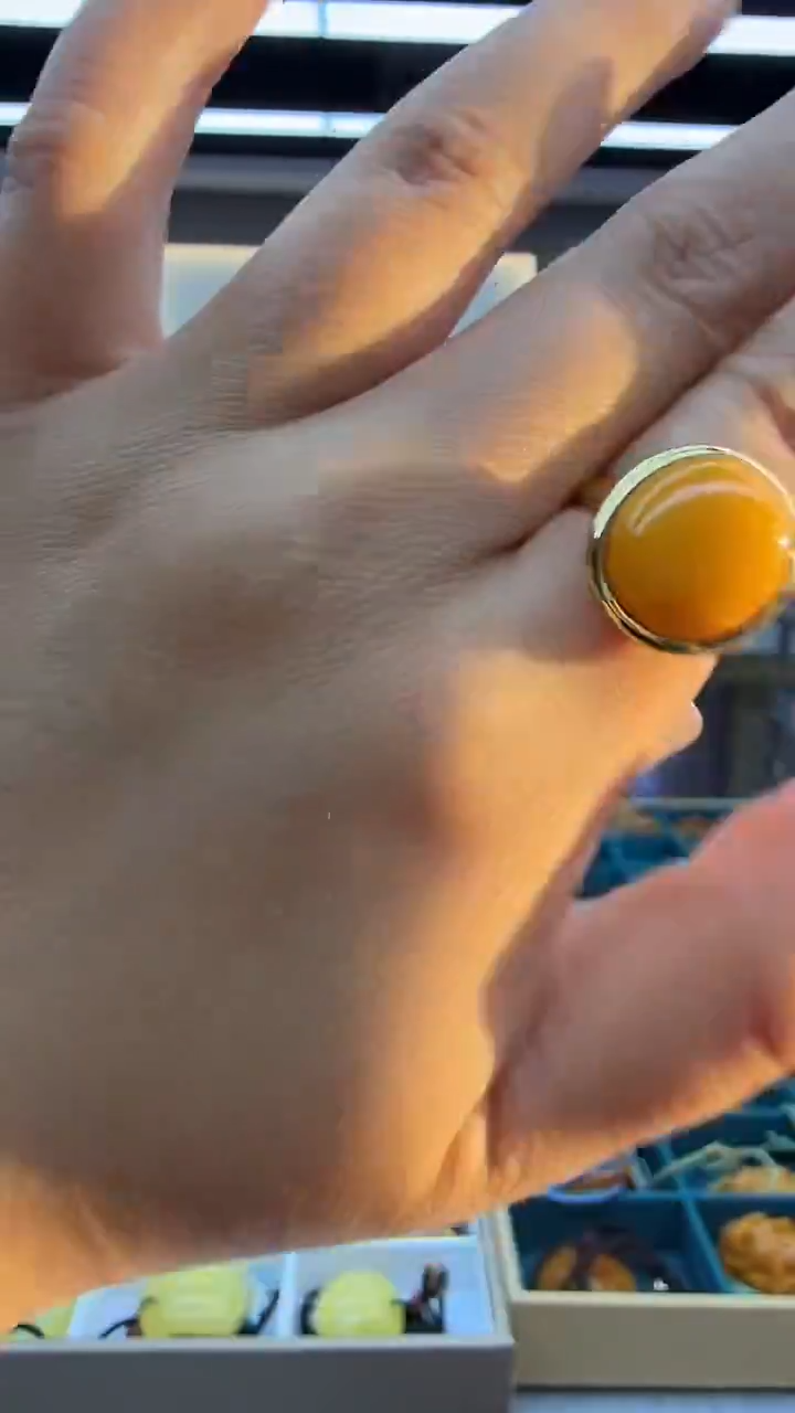 未镶嵌琥珀戒指73秒拍号 假一罚三 