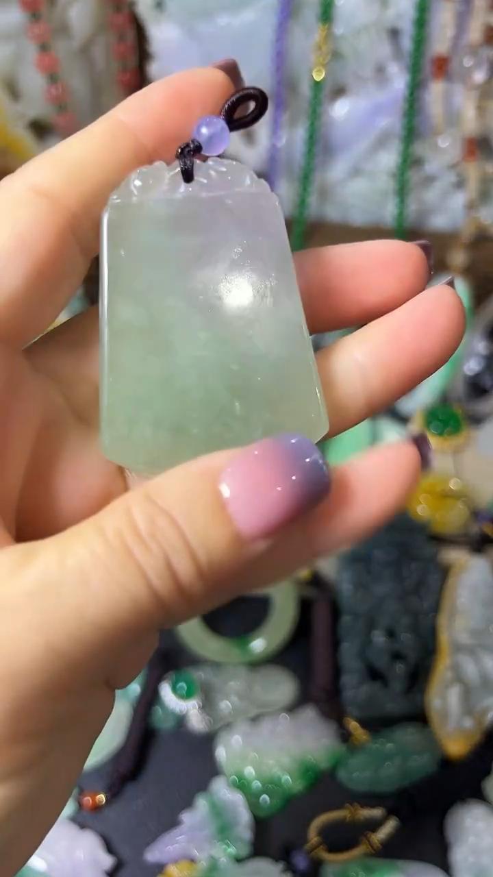 颈饰未镶嵌翡翠牌子