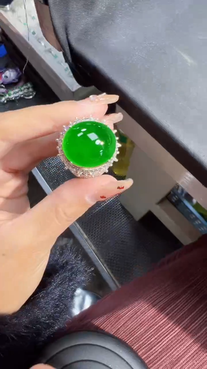 【闪购商品】定制翡翠未镶嵌蛋面1