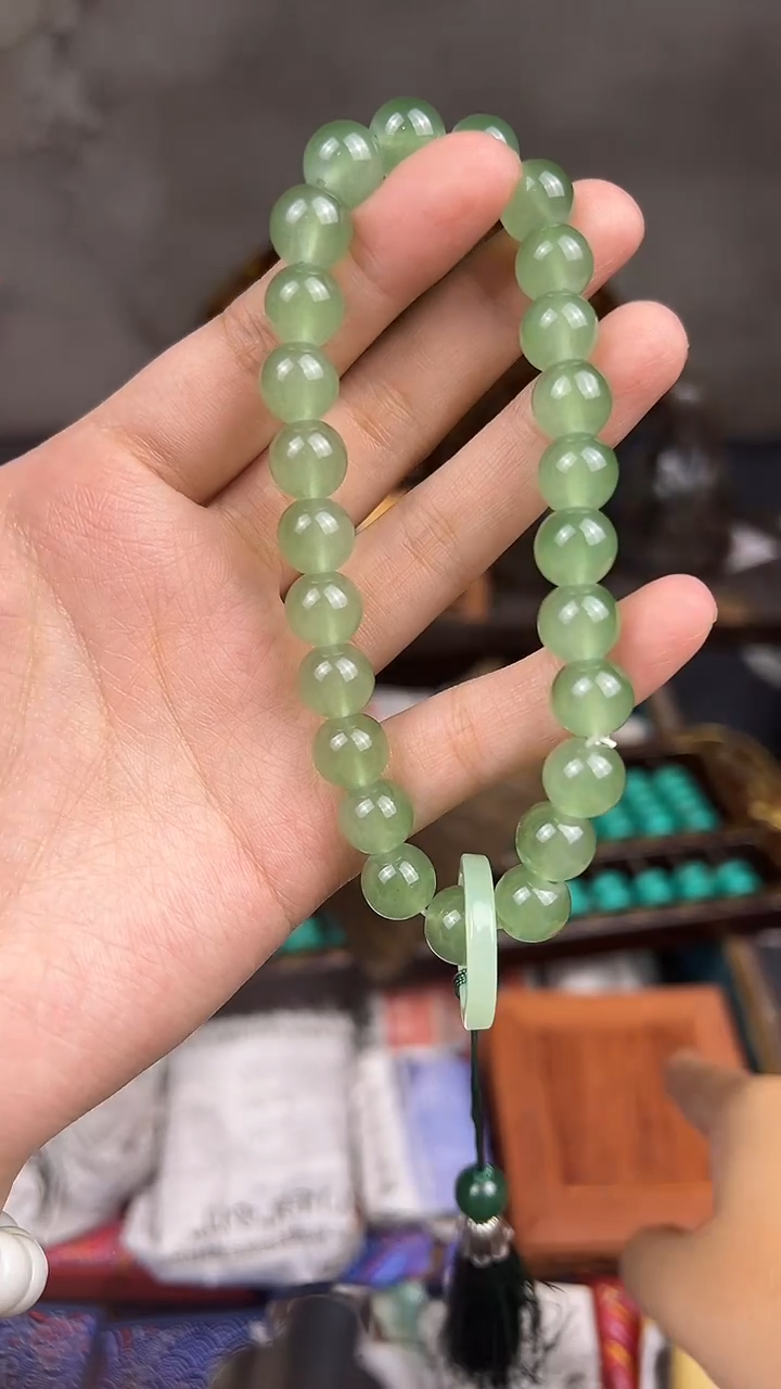 手串未镶嵌和田玉（青白玉）40