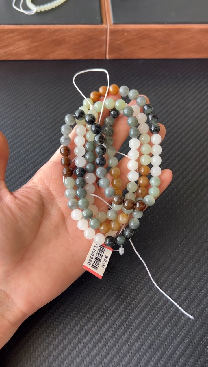 【闪购商品】和田玉未镶嵌项链若羌微色差卡8长串