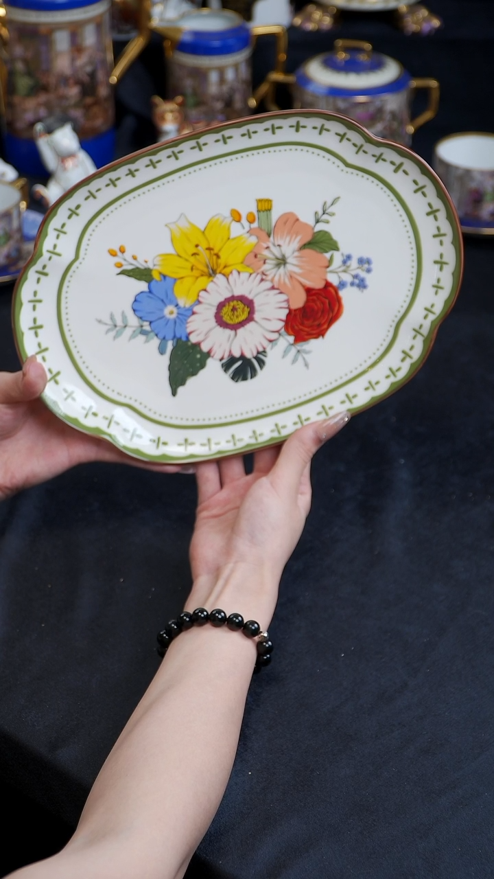 瓷婷婷中古器物如图所示178