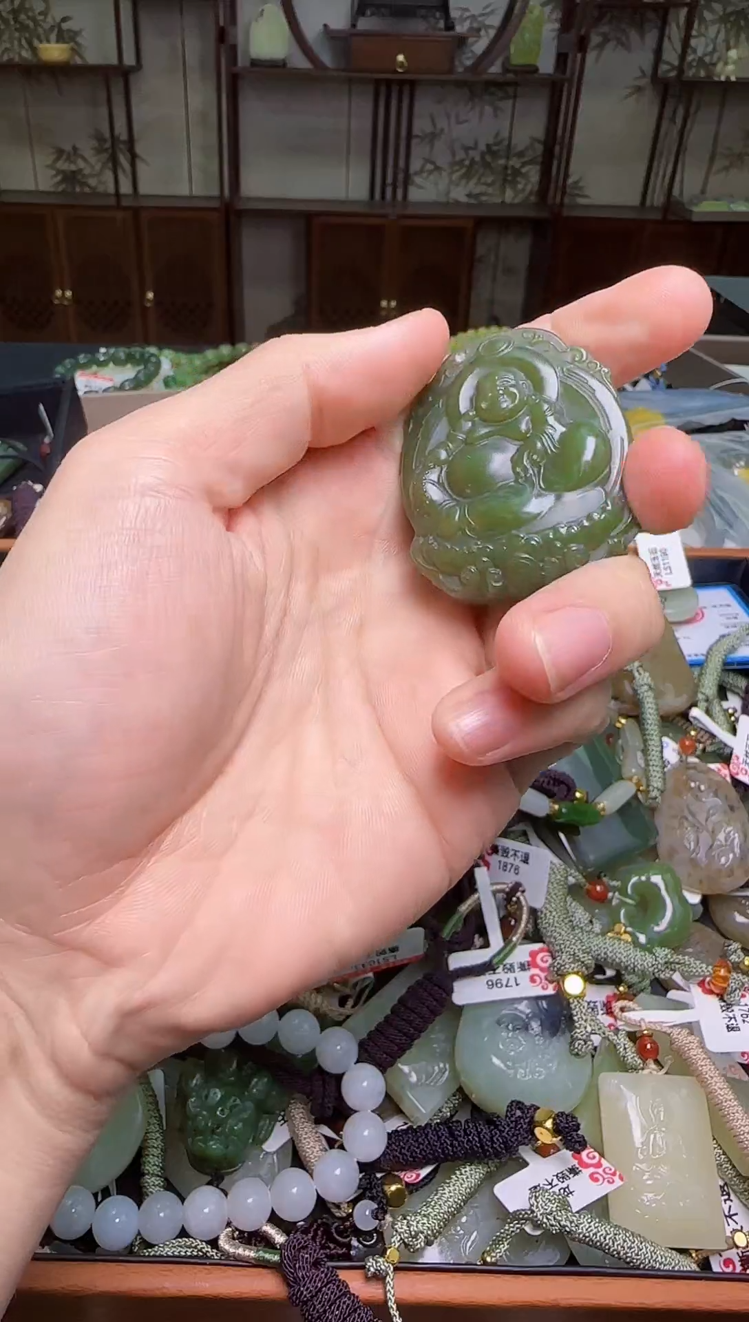 颈饰未镶嵌和田玉1