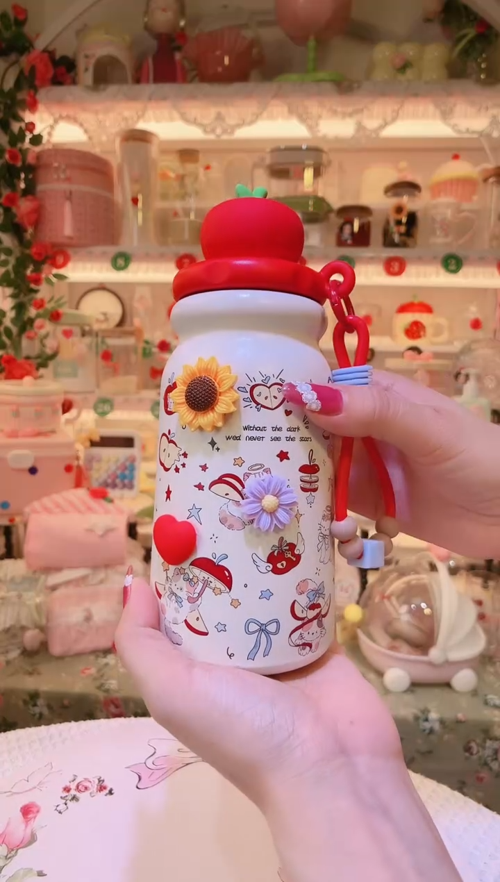 开播福利，仅剩一件！红苹果保温杯