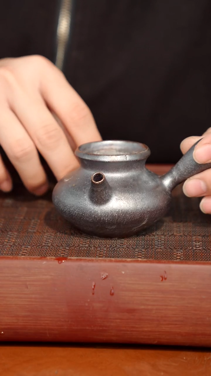 陶瓷奢瓷/瑞寅柴烧茶器（壶）177瑕疵