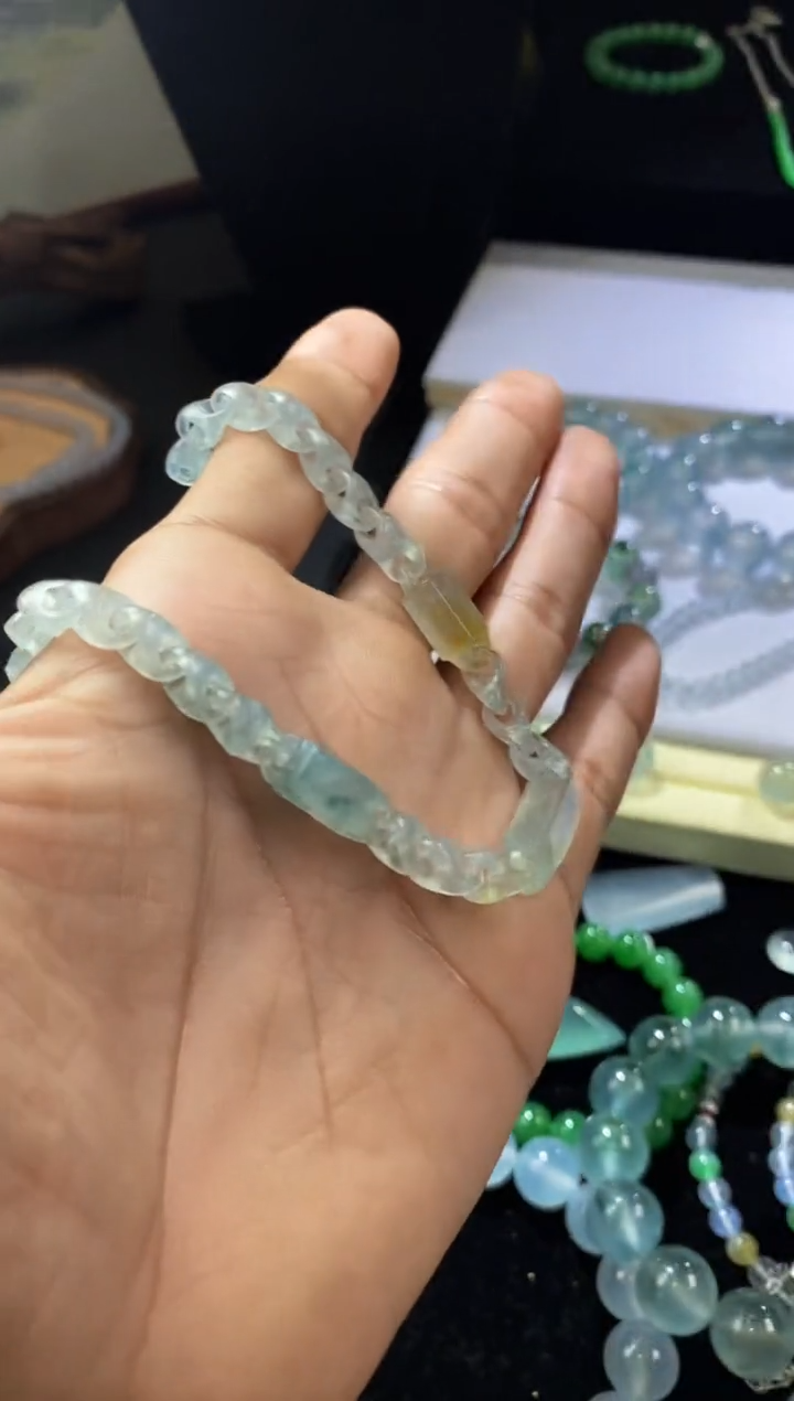 未镶嵌定制翡翠翡翠手链