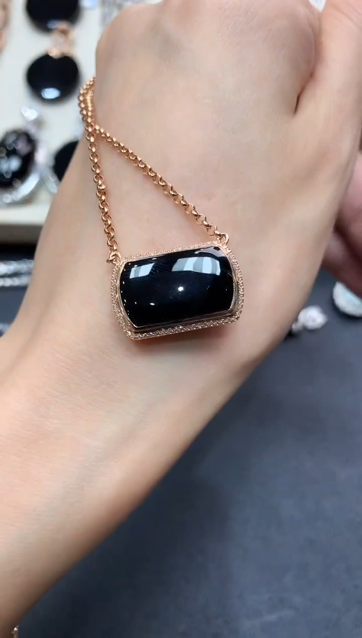 【闪购商品】翡翠颈饰18K金镶嵌q107多样性一件发货无鉴赏