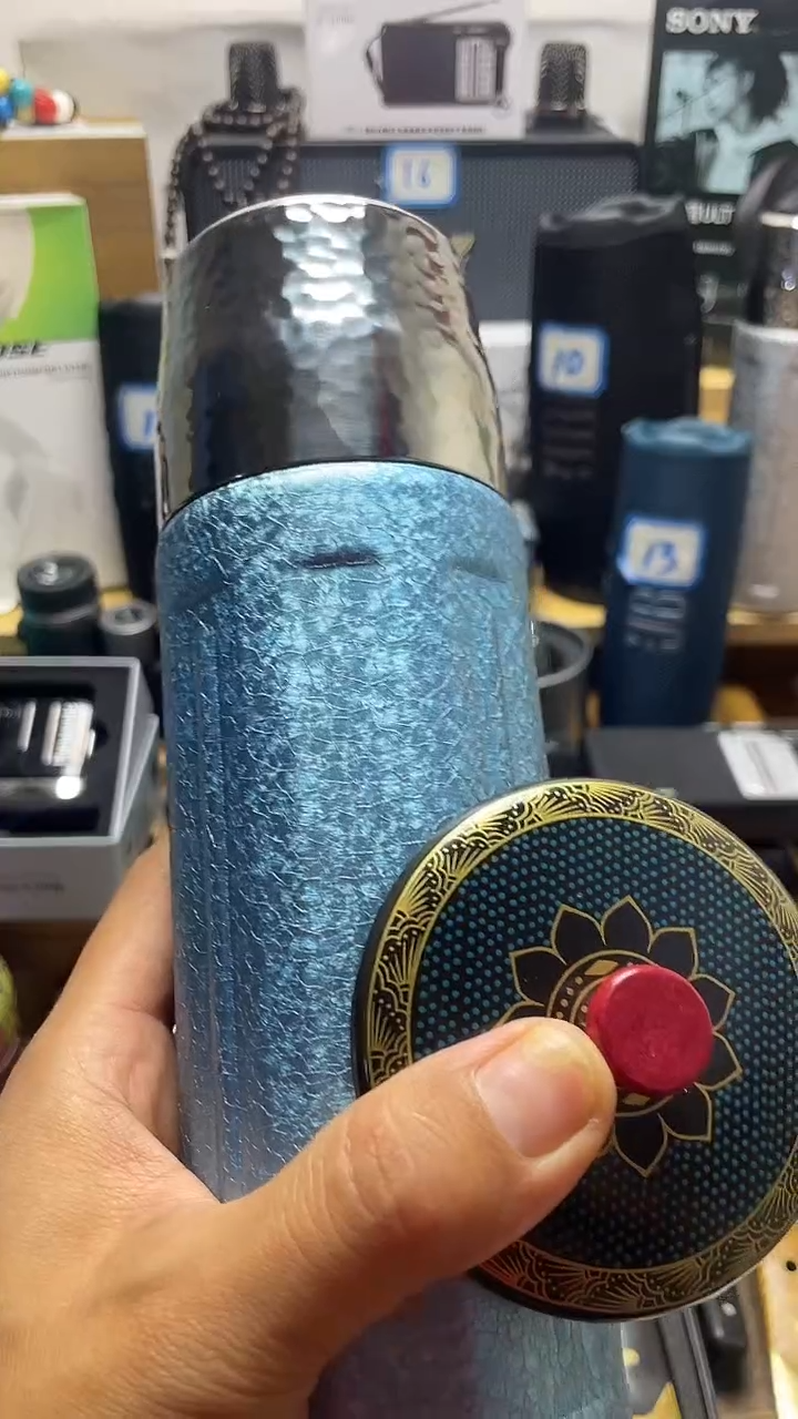 瓷片闪购商品 如图所示