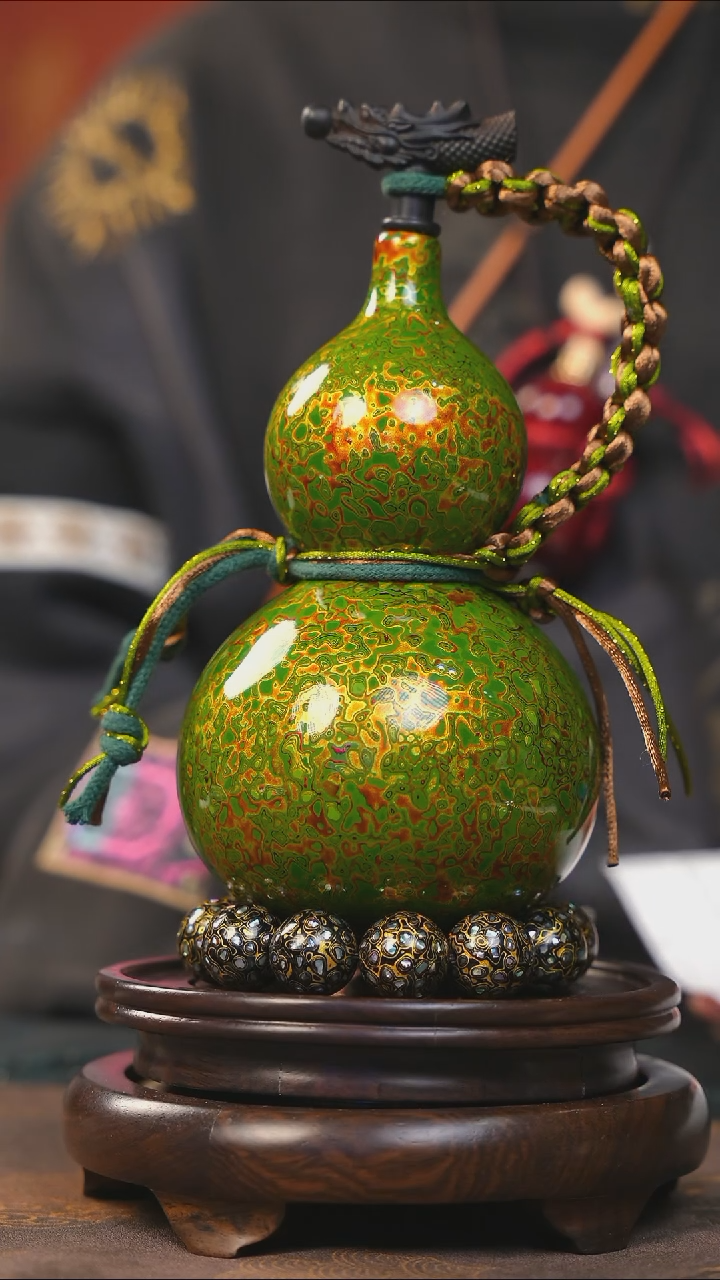 【闪购商品】YW177漆艺酒葫芦不包手串及旋转底座