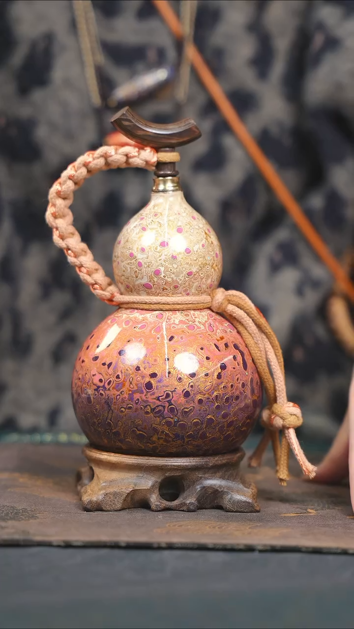 【闪购商品】RX203漆艺酒葫芦不包手串及旋转底座