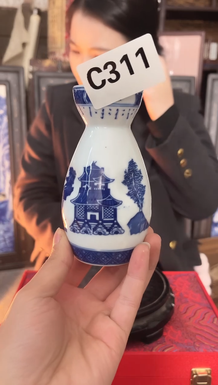 陶水**鋼景德镇陶瓷摆件C311