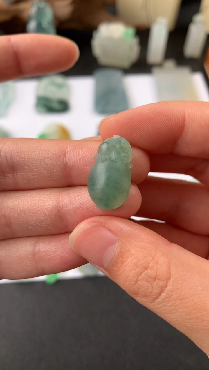 【闪购商品】定制翡翠未镶嵌翡翠