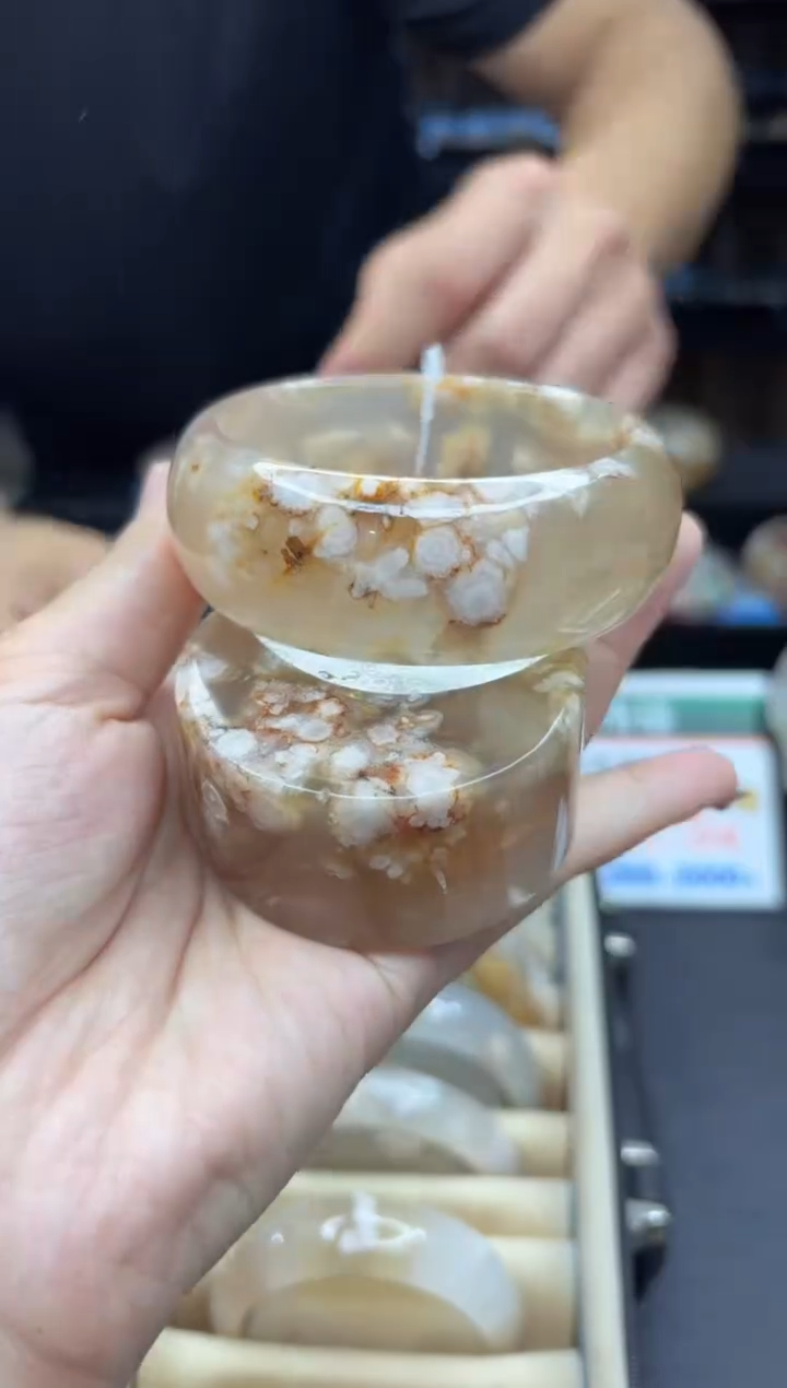 【闪购商品】石英质玉手镯未镶嵌961（59圈赠送镯心）