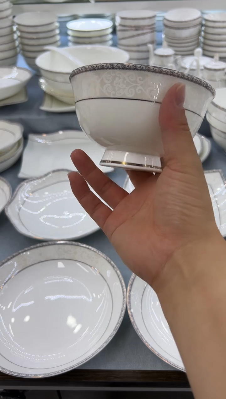 骨瓷玲珑5高10个 