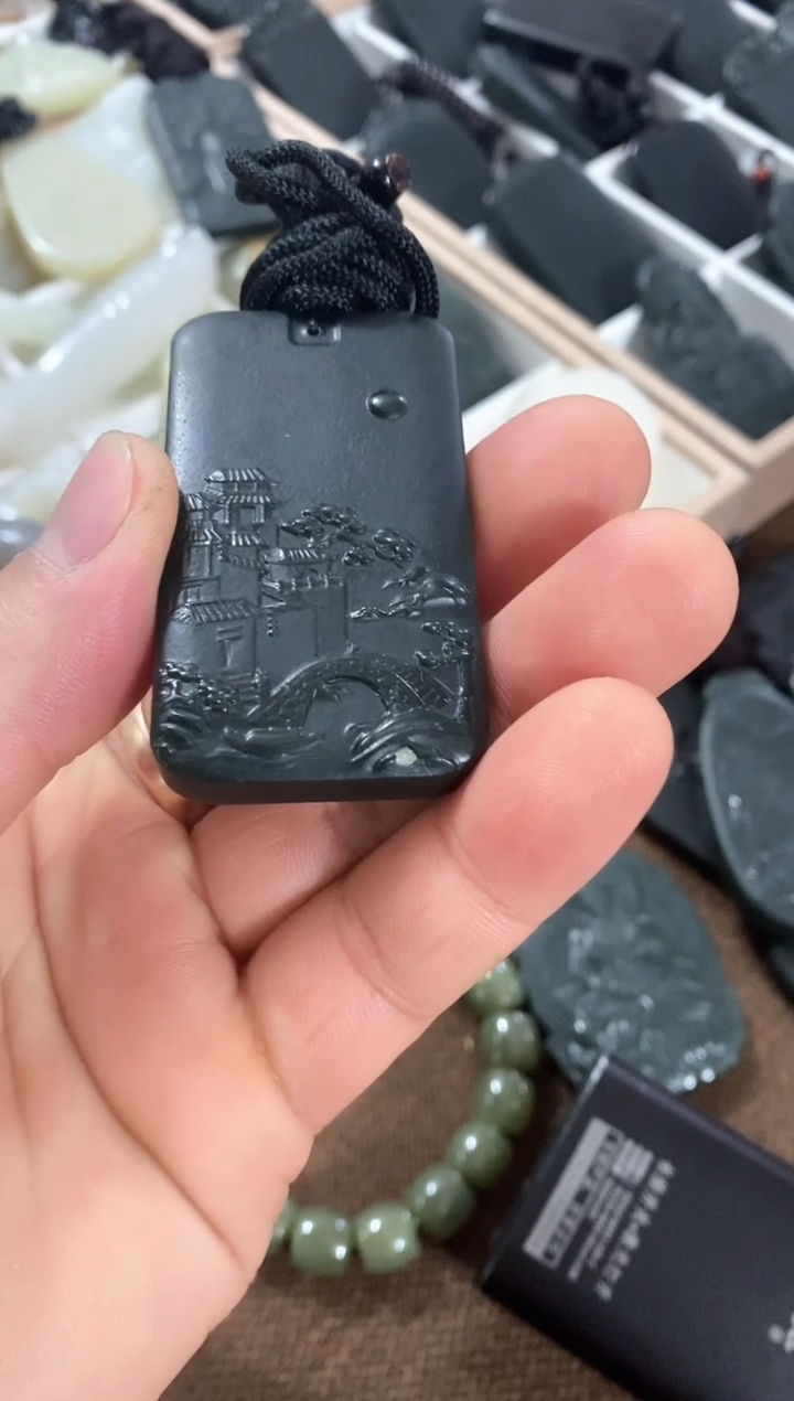 【闪购商品】和田玉吊坠(不含链)未镶嵌山水