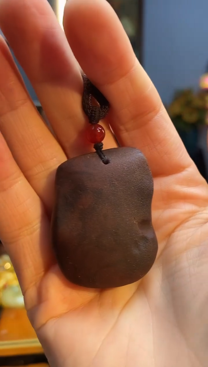 琥珀颈饰未镶嵌挂件