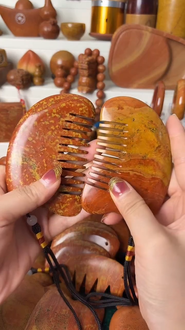 泗水砭石双旦宠粉节/砭石梳子