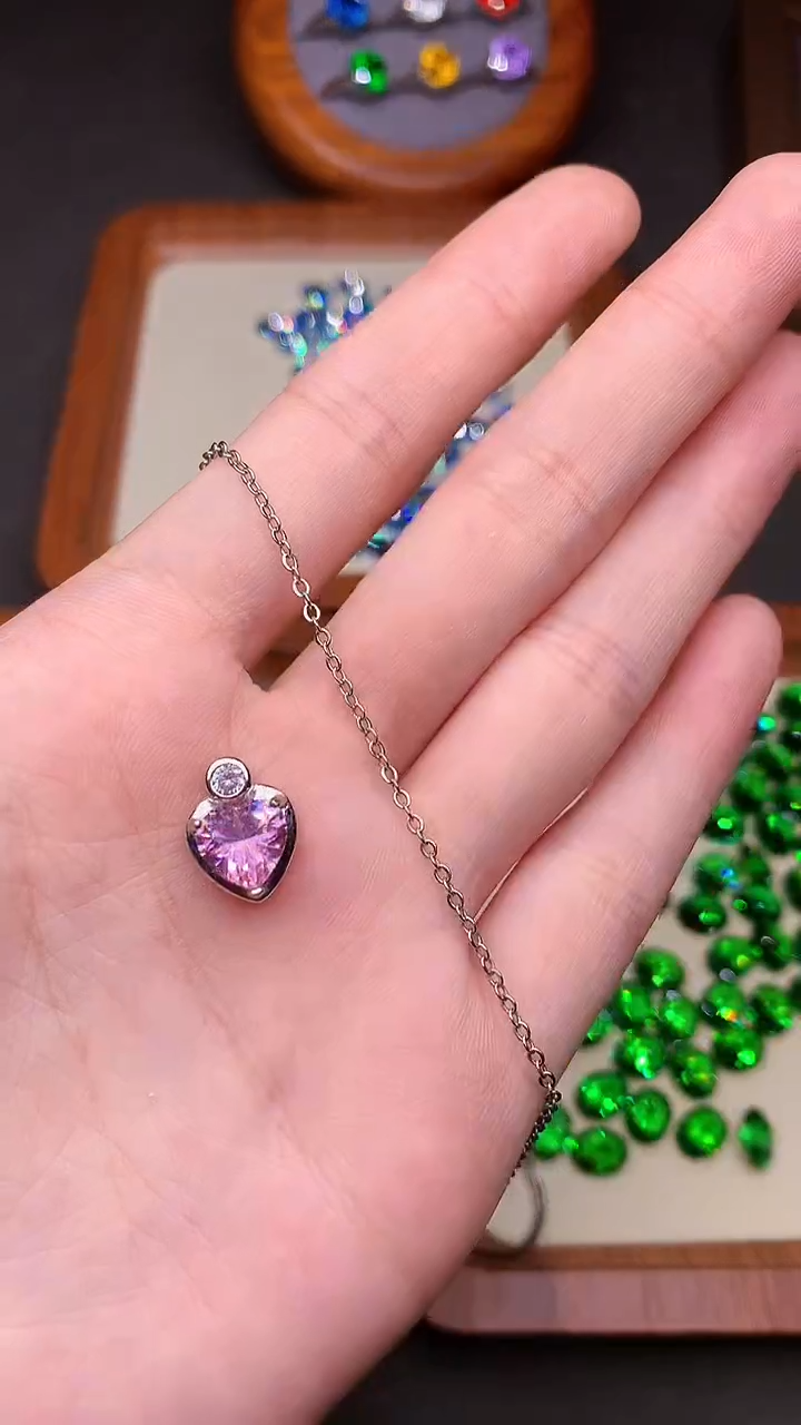 银S925镶嵌颈饰碧玺.........