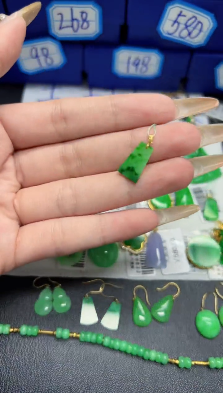 【闪购商品】翡翠颈饰18K金镶嵌Y缅料A货/支持复检/一件