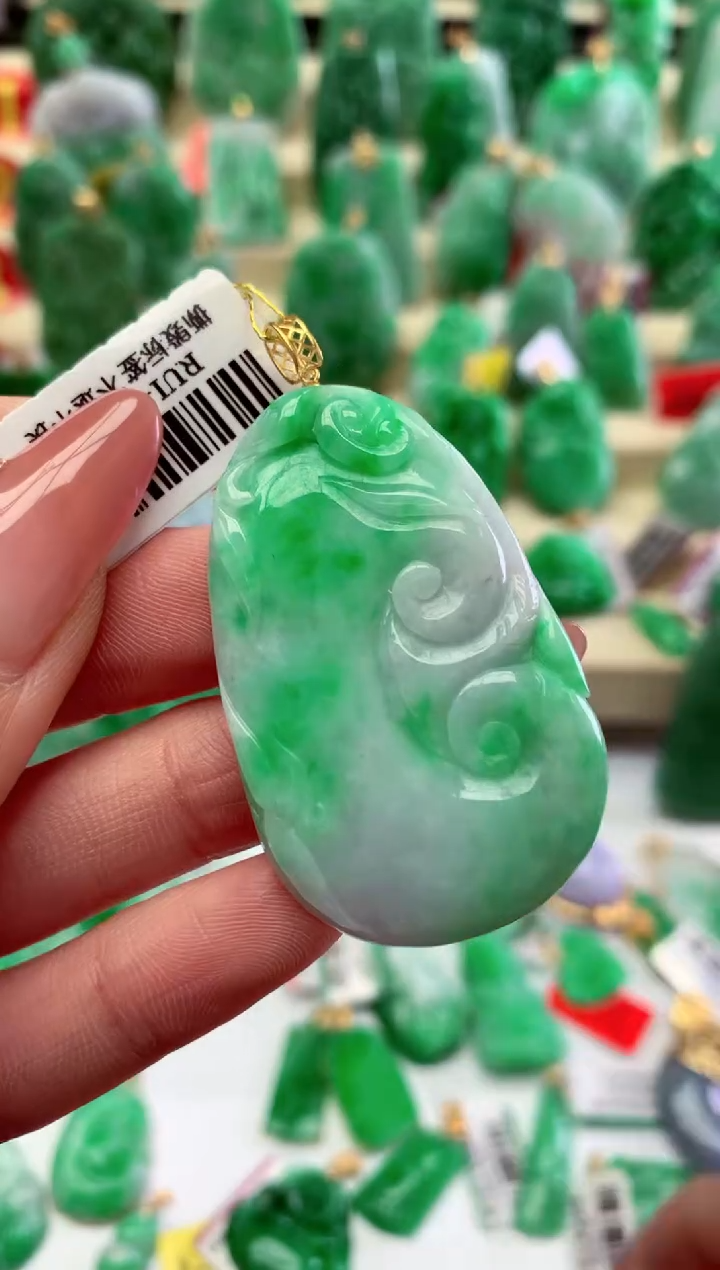 【闪购商品】翡翠颈饰18K金镶嵌挂件