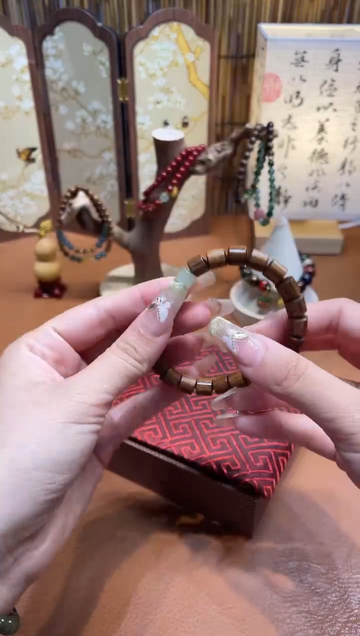 非洲檀香手串/手链沐兮手串撤柜闪购链接（多样性发其一）￥