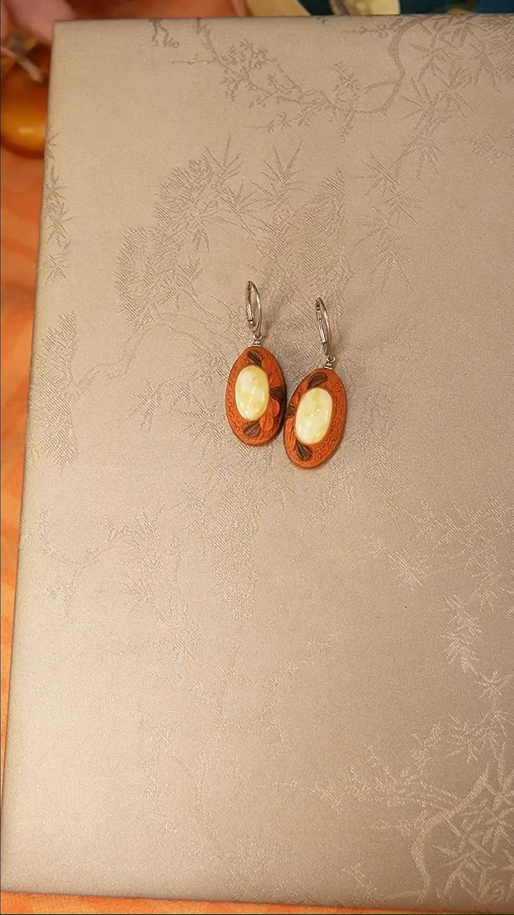 【闪购商品】蜜蜡耳饰合金耳饰