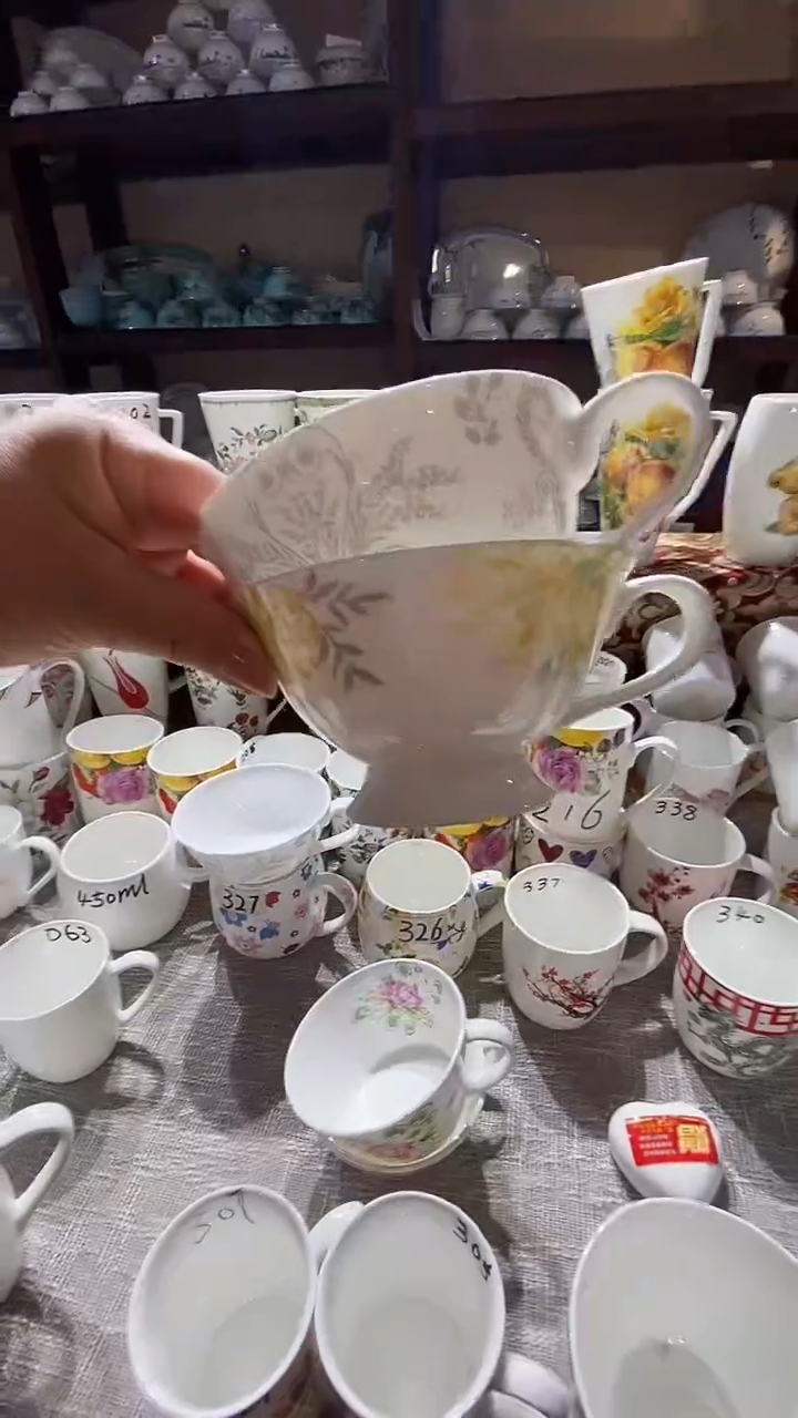 碗闪购商品  库存产品默认微瑕介意慎拍