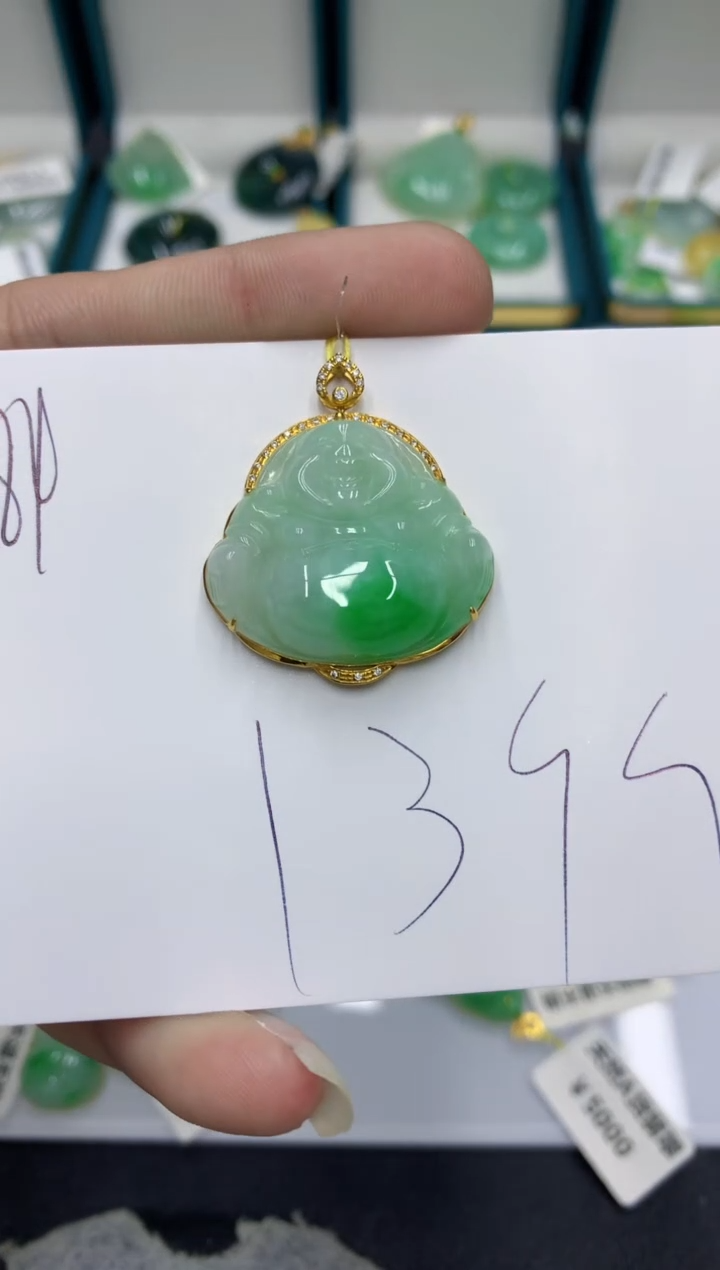 【闪购商品】翡翠颈饰18K金镶嵌翡翠