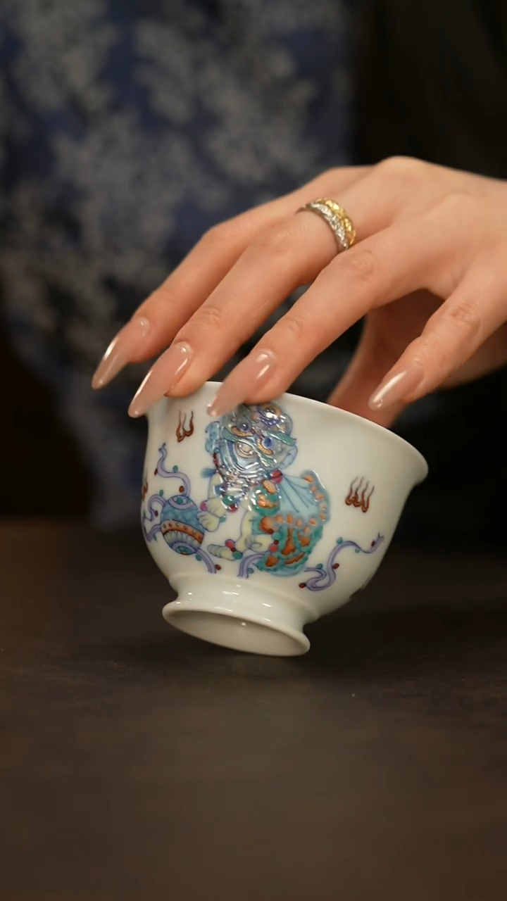 【闪购商品】瓷片             冉月