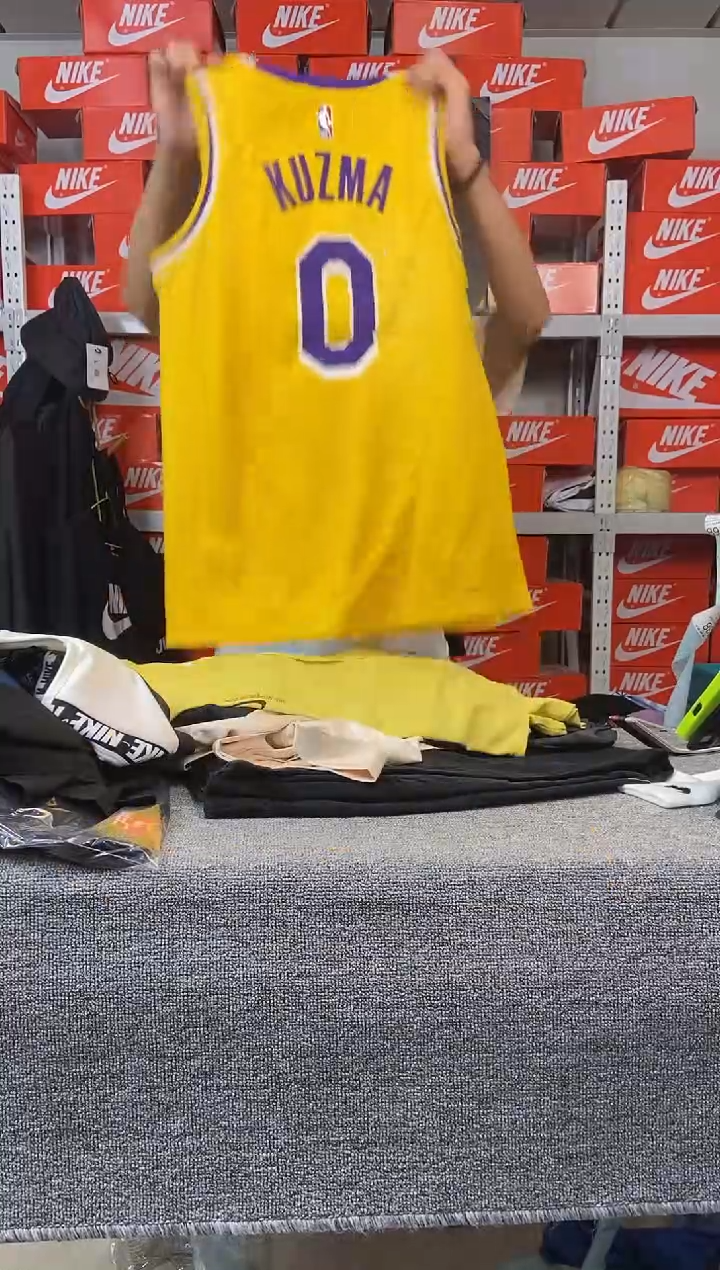 888编码 直播间过款 尺码170M 送袜子