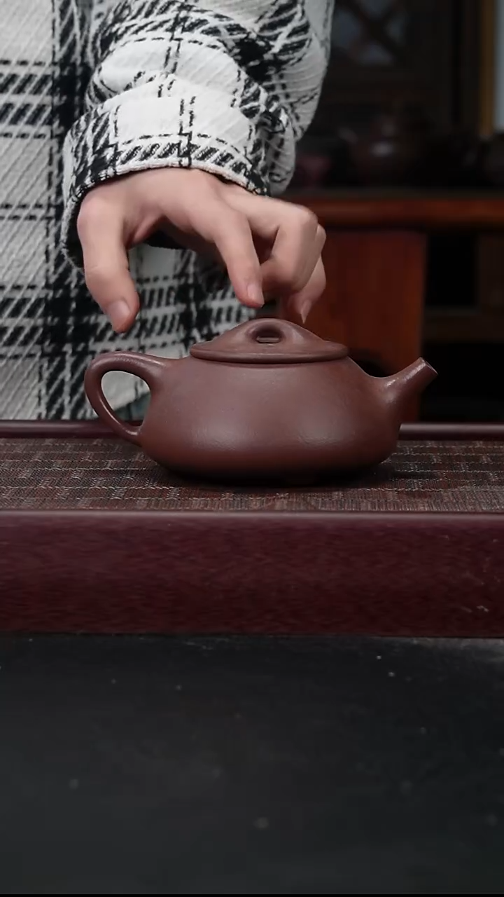 茶壶紫砂ZQ底槽青 景舟石瓢