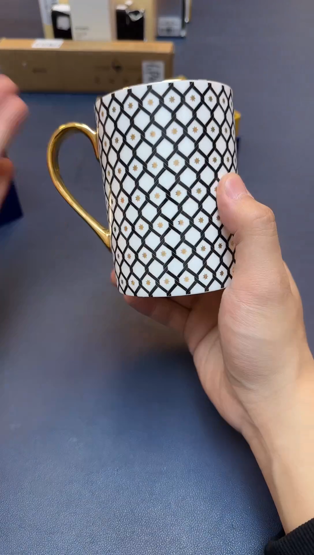 瓷片新号开播，全场大漏@@H1806