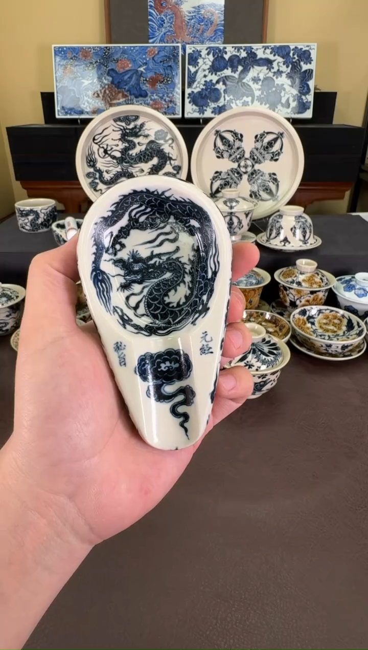 【闪购商品】二号釉1351龙纹雪茄缸