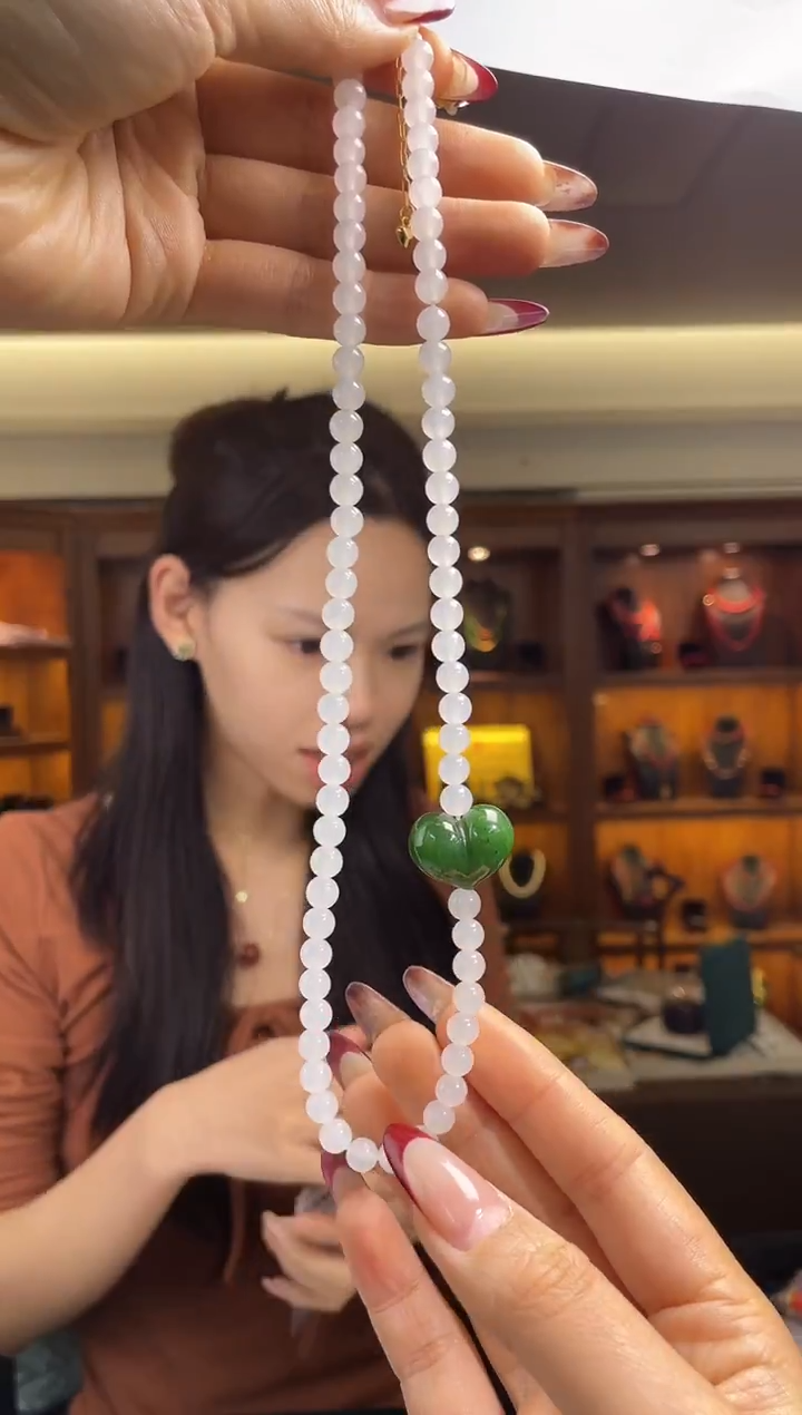 颈饰未镶嵌和田玉（多样性发一件）