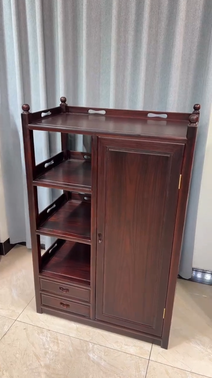 黑酸枝木类成套家具衣柜