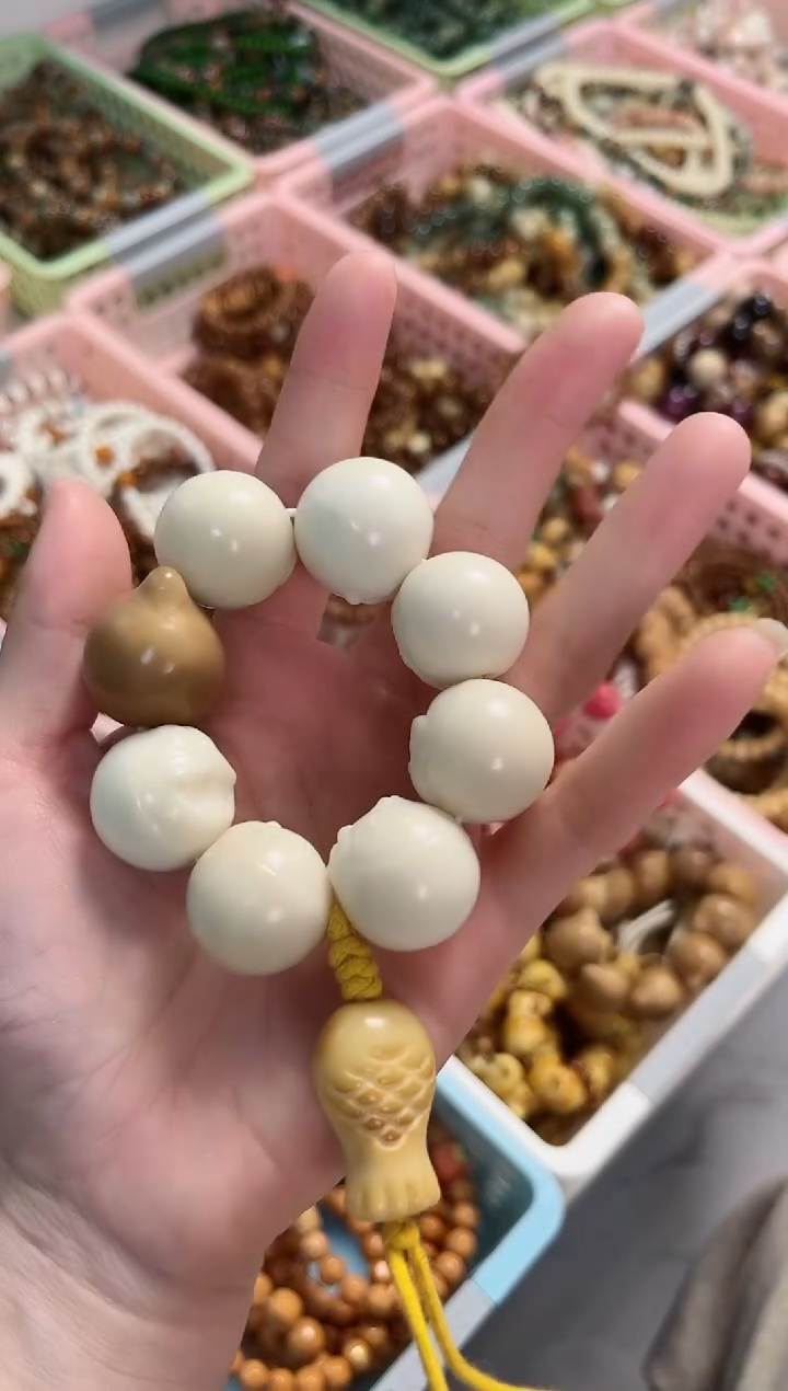 【闪购商品】菩提根/象牙果手串叮当猫搭配鱼饼手捻