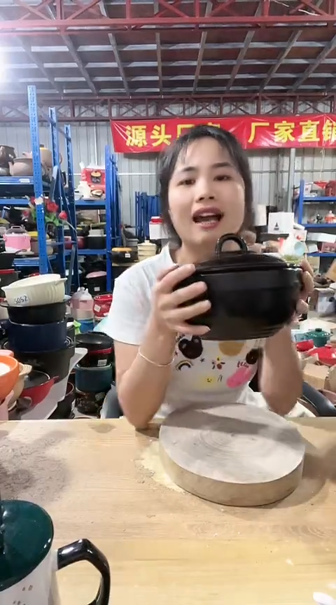 陶01瑕疵黑色砂锅碗带盖