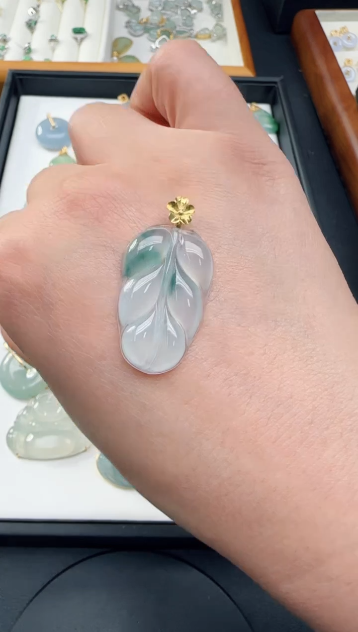 【闪购商品】翡翠颈饰18K金镶嵌TZG0118316