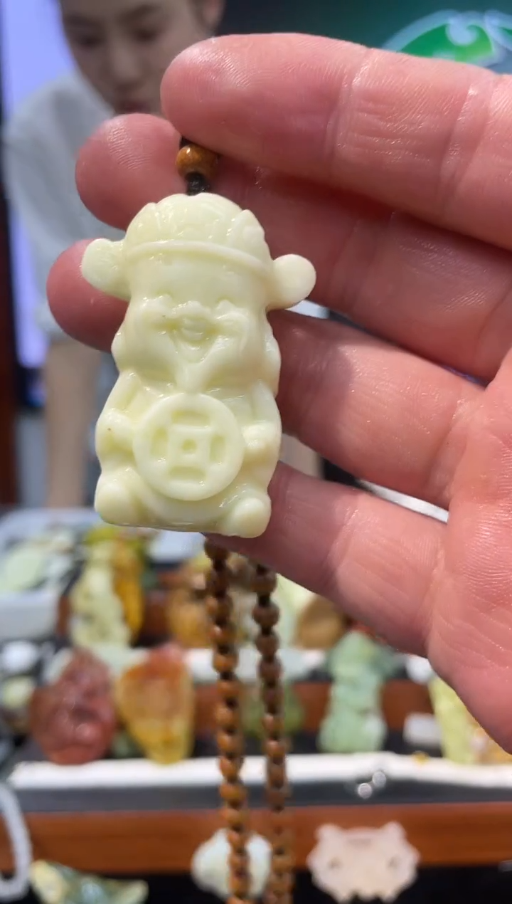 【闪购商品】岫玉吊坠未镶嵌·多样性发货*拍一发一