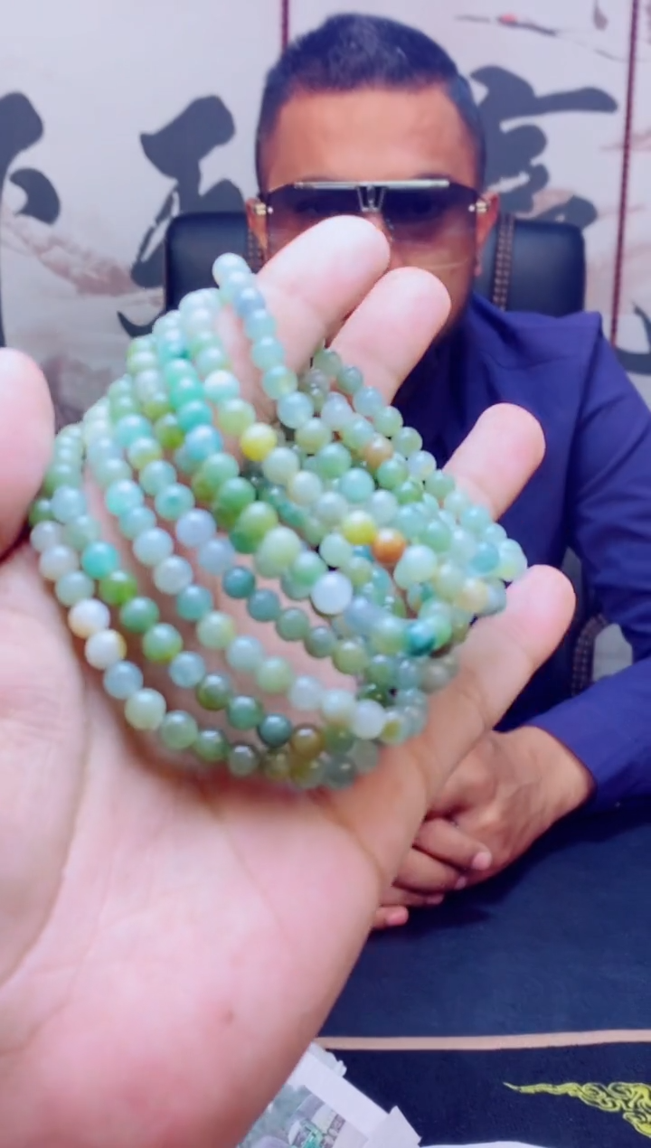 【闪购商品】定制翡翠未镶嵌纯天然缅甸A货翡翠 多样性发货只发其一