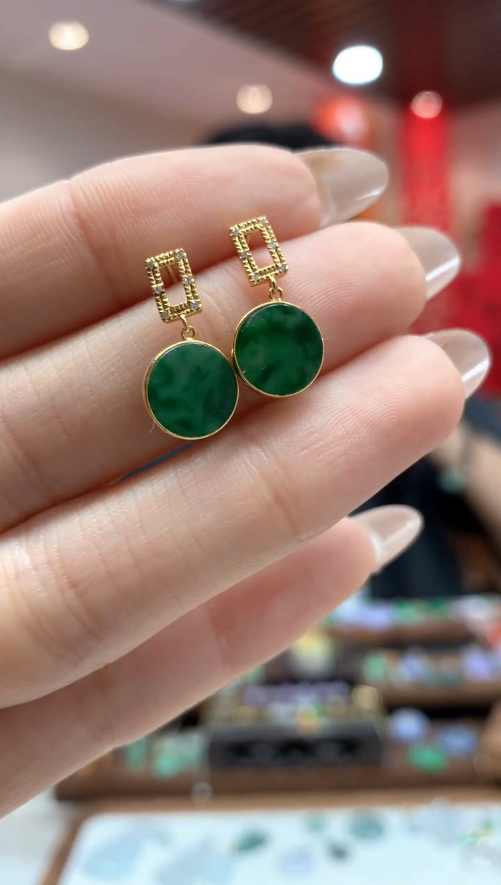【闪购商品】翡翠耳饰18K金镶嵌耳钉