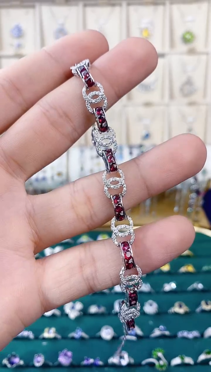 【闪购商品】石榴石手链银S925镶嵌带证书