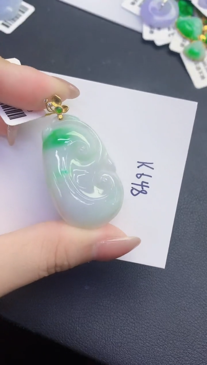 颈饰未镶嵌翡翠缅甸天然翡翠A货