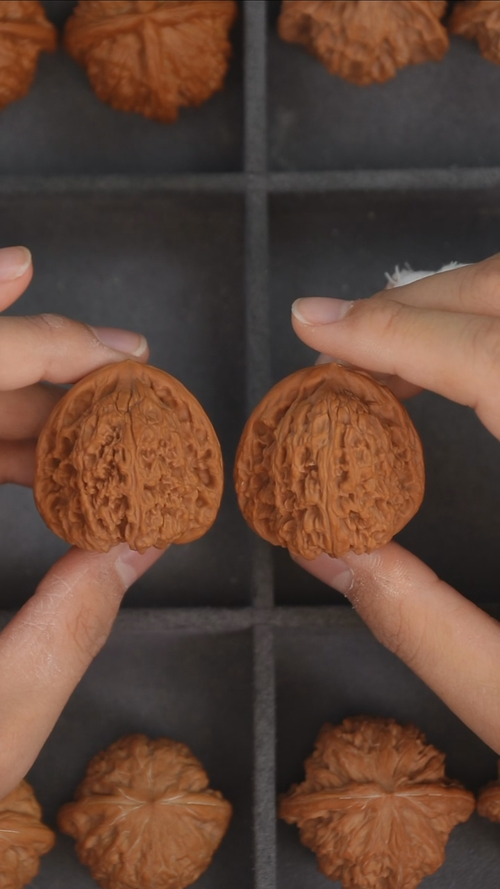 把件文玩核桃39左右定向深清南疆石