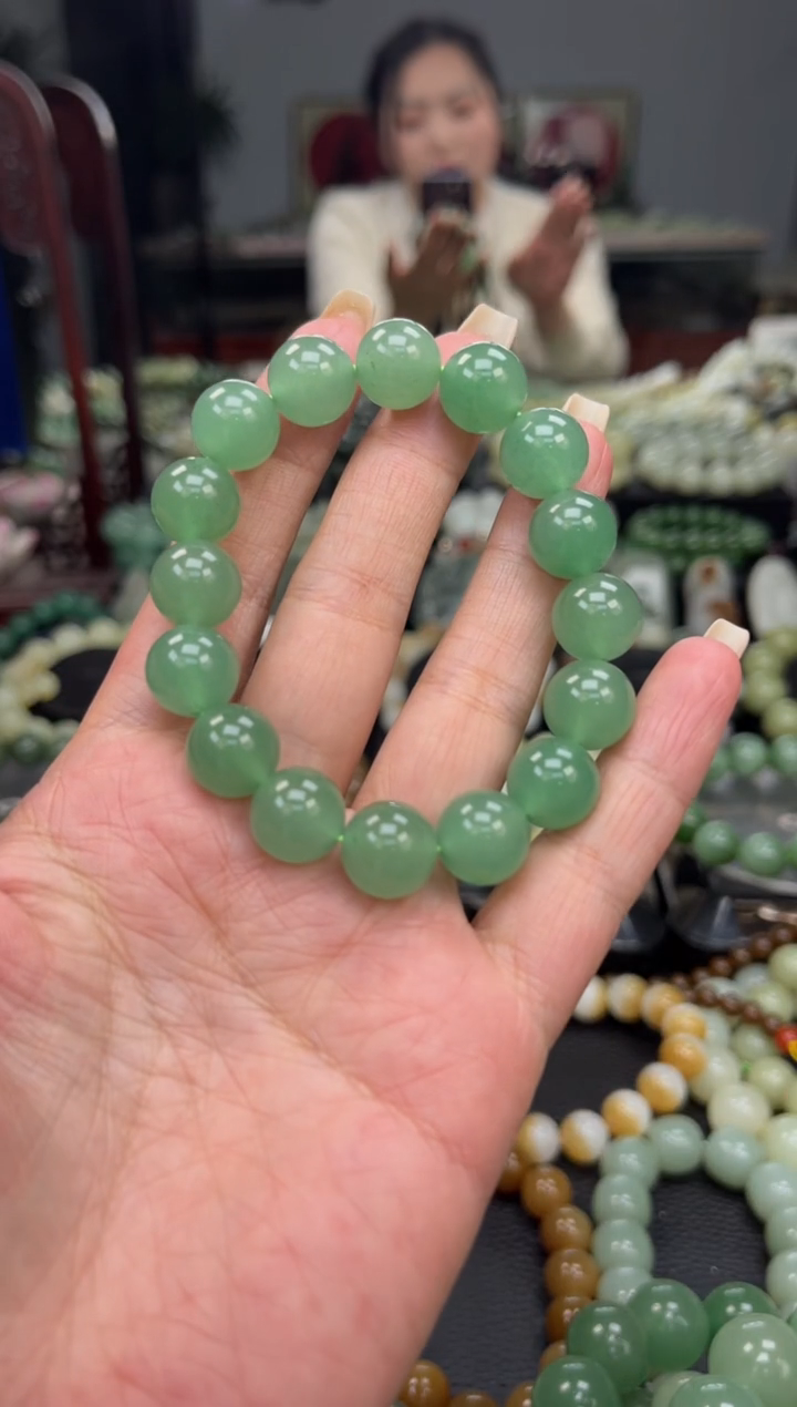 【闪购商品】东陵石手串未镶嵌新疆阿克苏翠玉卡12